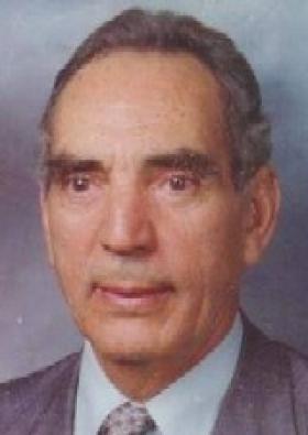 عبد المالك مرتاض