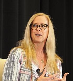 كارين ماكمينوس