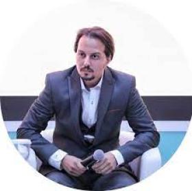 أحمد خالد مصطفى