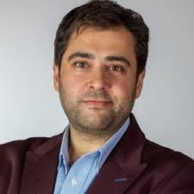 حمزة فهد زايد