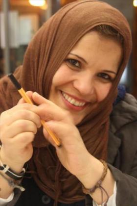 نجوى بن شتوان