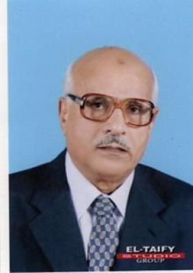 محمود إسماعيل عبد الرازق