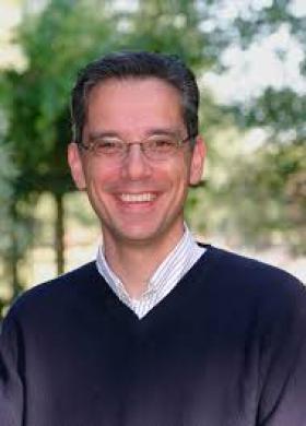 لي ماكنتاير