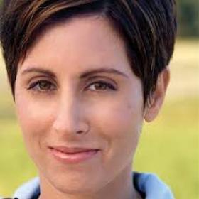 ليزا جينوفا