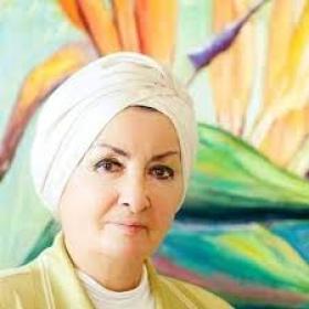 زينب عبد العزيز